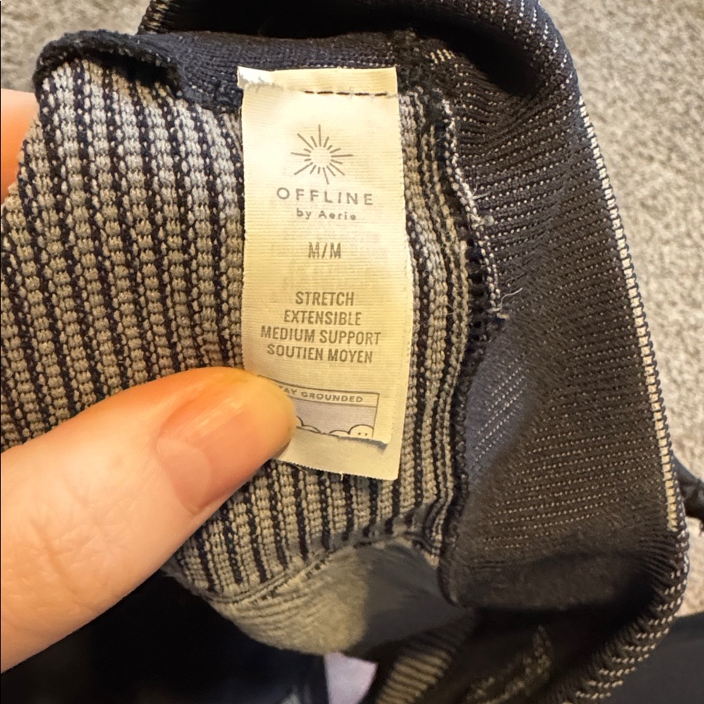 Aerie Black Stripped sports bra - Picture 3 of 3